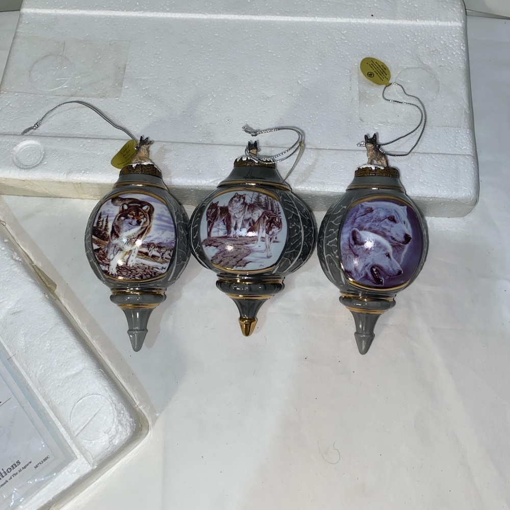 Bradford Editions Wolf Ornaments Set of 3 Second Issue in the Series 2000